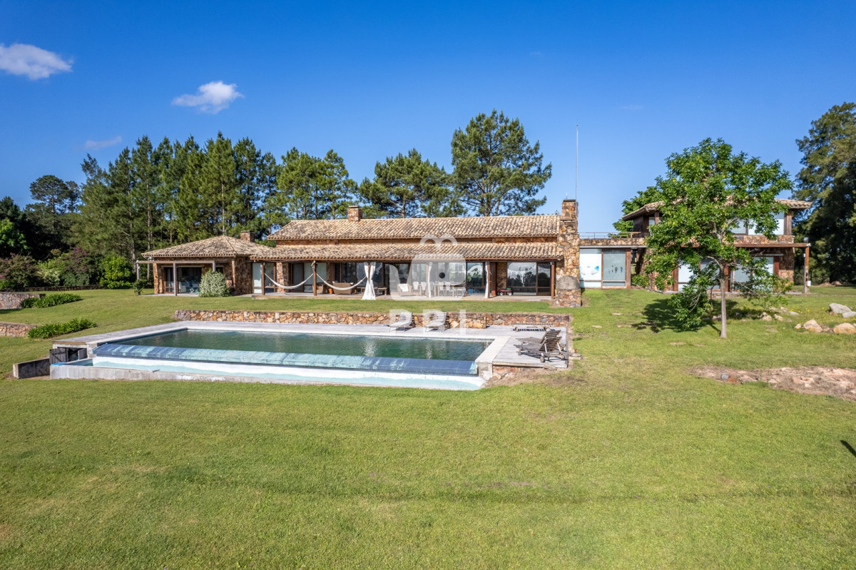 Laguna del Sauce - GoPunta - Portal Inmobiliario de Punta del Este - Maldonado