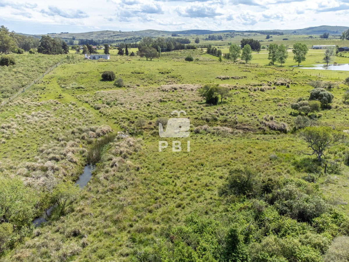 Q2hhY3JhIGRlIDUgSEEgY29uIGNhc2EgZGUgMiBkb3JtaXRvcmlvcyBjZXJjYSBkZSBQdWVibG8gRWRlbiAtIFJlZiA6IFBCSTE1Mzcx