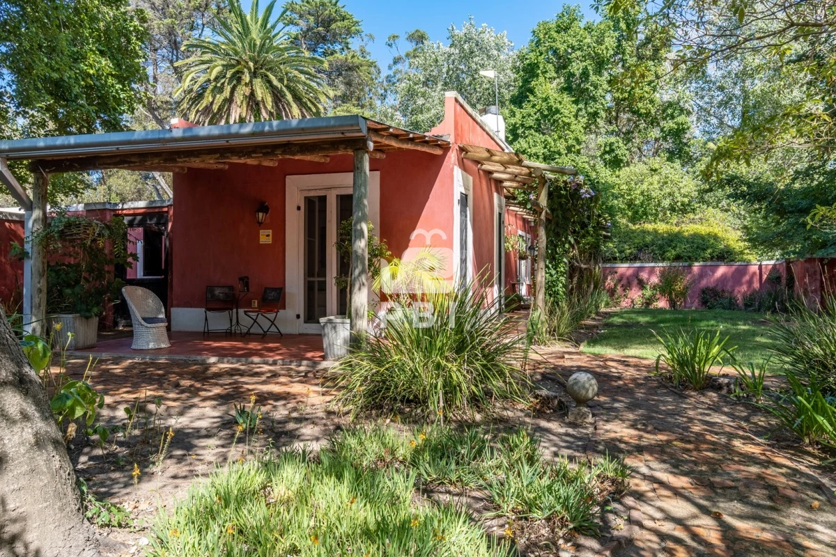 Q2hhY3JhIGVuIENhbWlubyBMdXNzaWNoLCBQdW50YSBCYWxsZW5hIC0gUmVmIDogUEJJMzEwNQ==