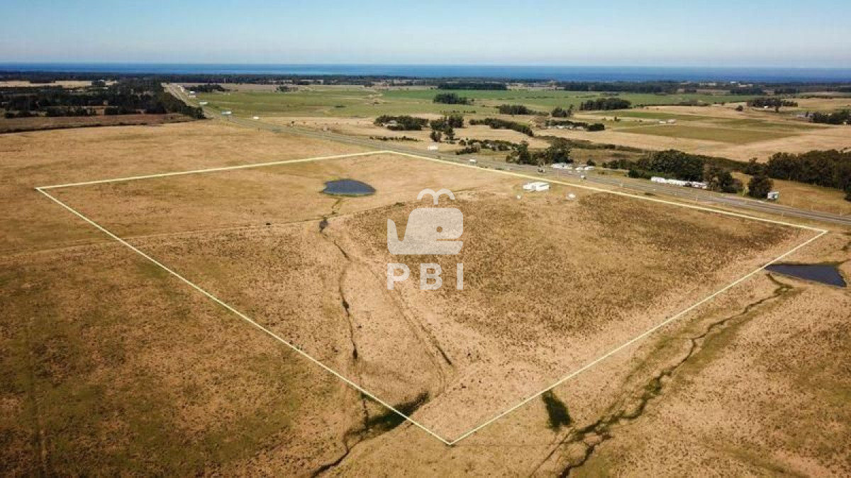 Q2hhY3JhIGVuIHZlbnRhIFJ1cmFsIDMgZG9ybWl0b3Jpb3MgLSBSZWYgOiBQQkk4MzU=