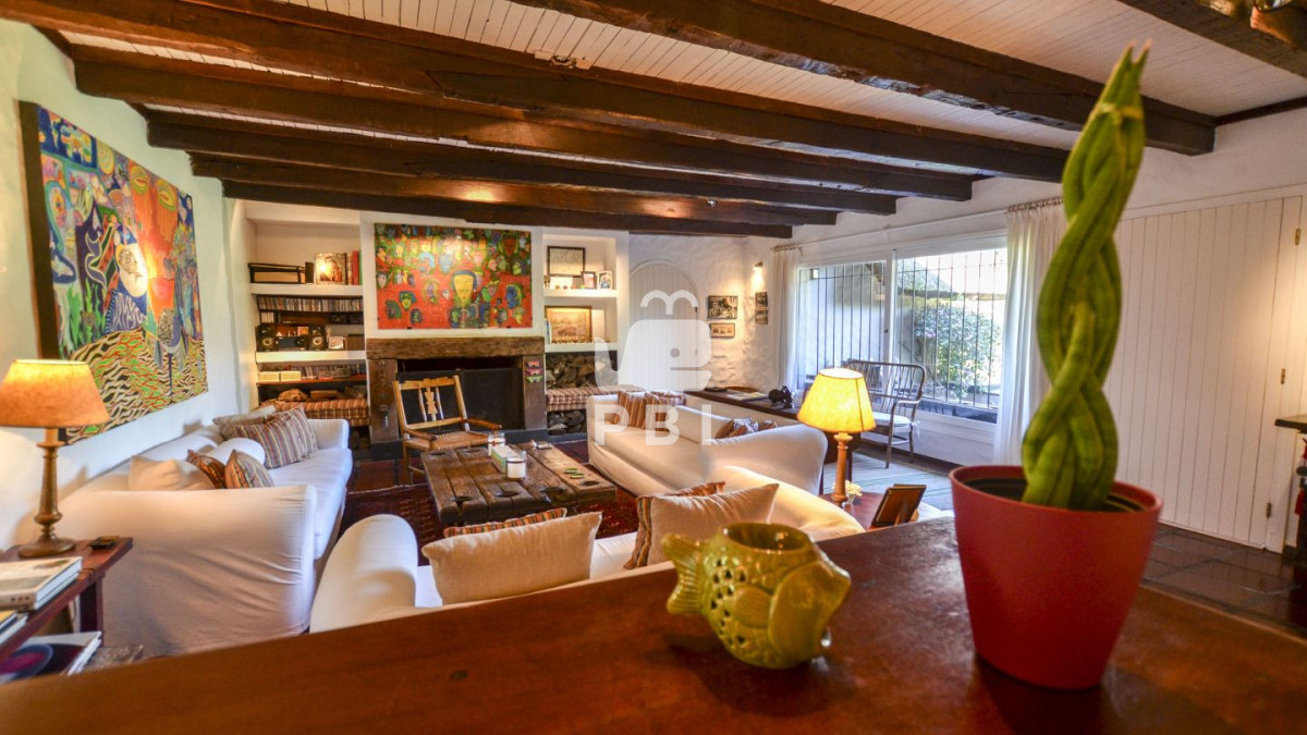 Q2hhY3JhIGVuIHZlbnRhIGVuIENhbWlubyBMdXNzaWNoLCBQdW50YSBCYWxsZW5hIC0gUmVmIDogUEJJMTU0NDk=