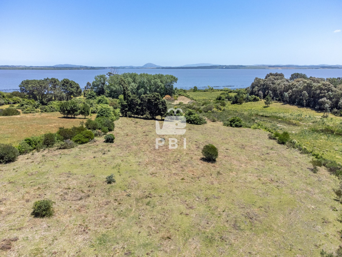 VmVudGEgZGUgQ2hhY3JhIGVuIExhZ3VuYSBkZWwgU2F1Y2UsIFB1bnRhIGRlbCBFc3RlIC0gUmVmIDogUEJJMjE1NA==