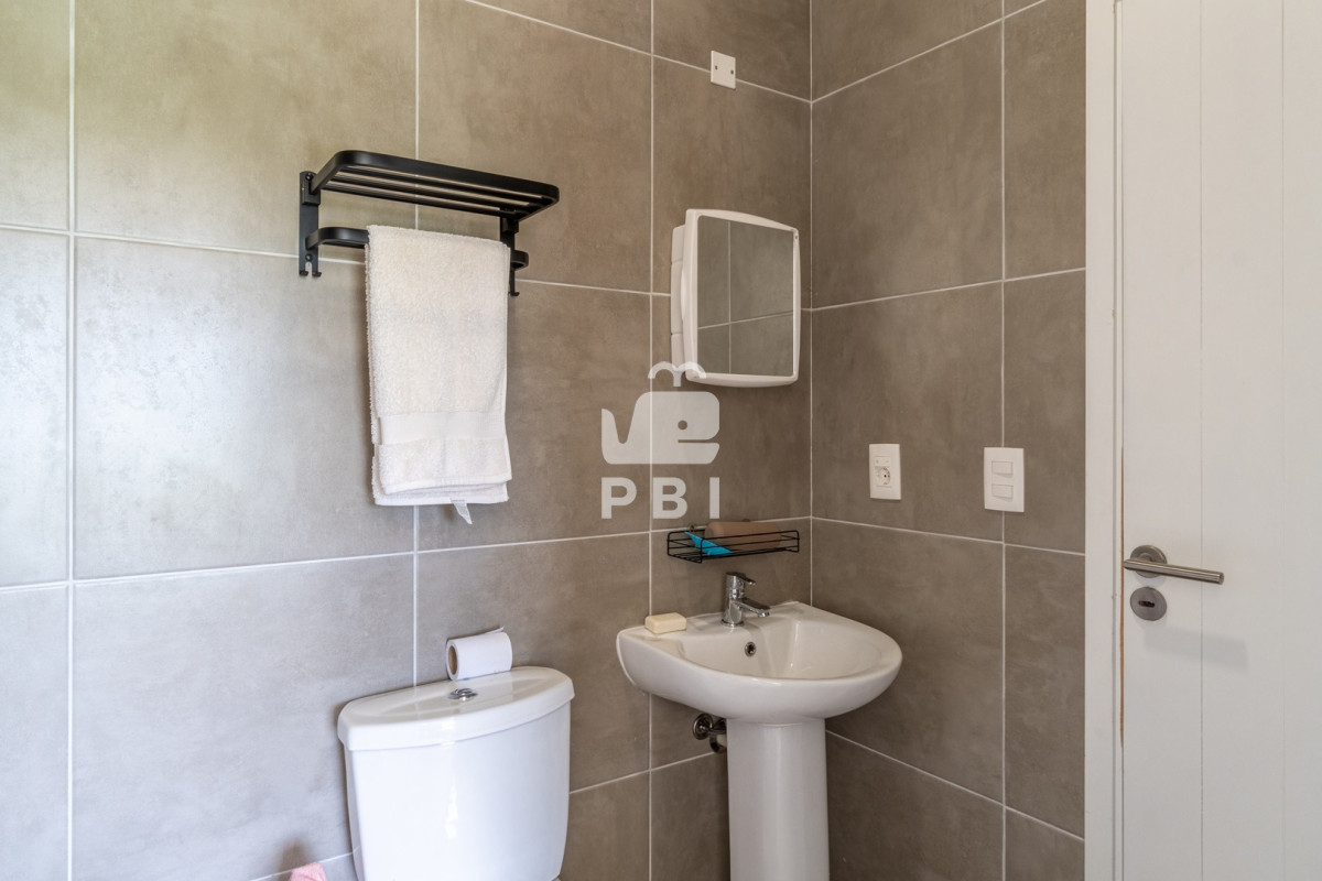 Q2hhY3JhIGRlIDUgSEEgY29uIGNhc2EgZGUgMiBkb3JtaXRvcmlvcyBjZXJjYSBkZSBQdWVibG8gRWRlbiAtIFJlZiA6IFBCSTE1Mzcx