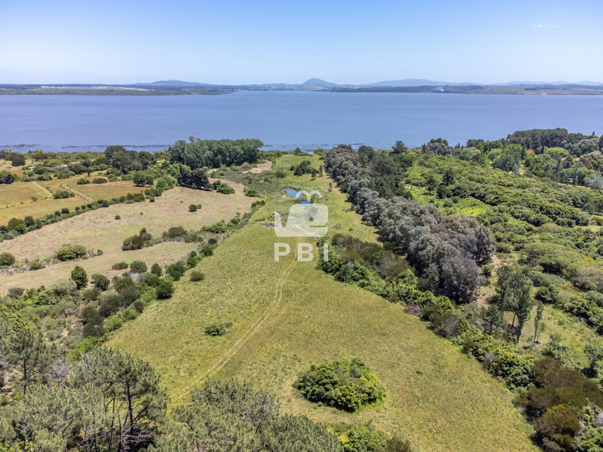 VmVudGEgZGUgQ2hhY3JhIGVuIExhZ3VuYSBkZWwgU2F1Y2UsIFB1bnRhIGRlbCBFc3RlIC0gUmVmIDogUEJJMjE1NQ==