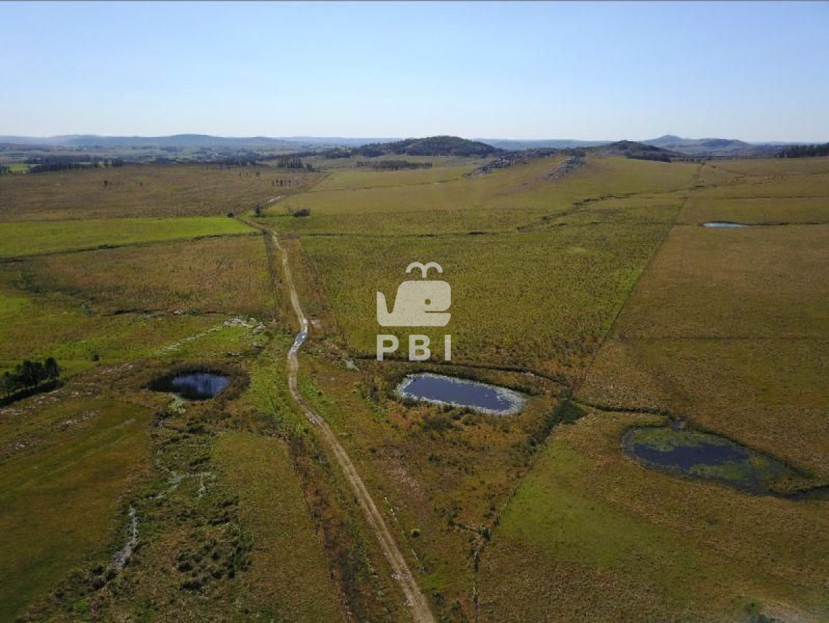 Q2hhY3JhIGVuIHZlbnRhIExhZ3VuYSBEZWwgU2F1Y2UgIC0gUmVmIDogUEJJMTUyMjE=