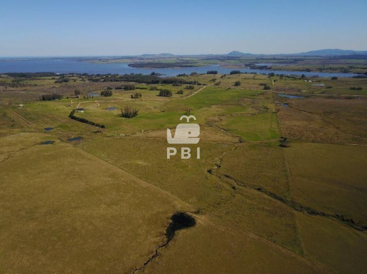 Q2hhY3JhIGVuIHZlbnRhIExhZ3VuYSBEZWwgU2F1Y2UgIC0gUmVmIDogUEJJMTUyMjE=