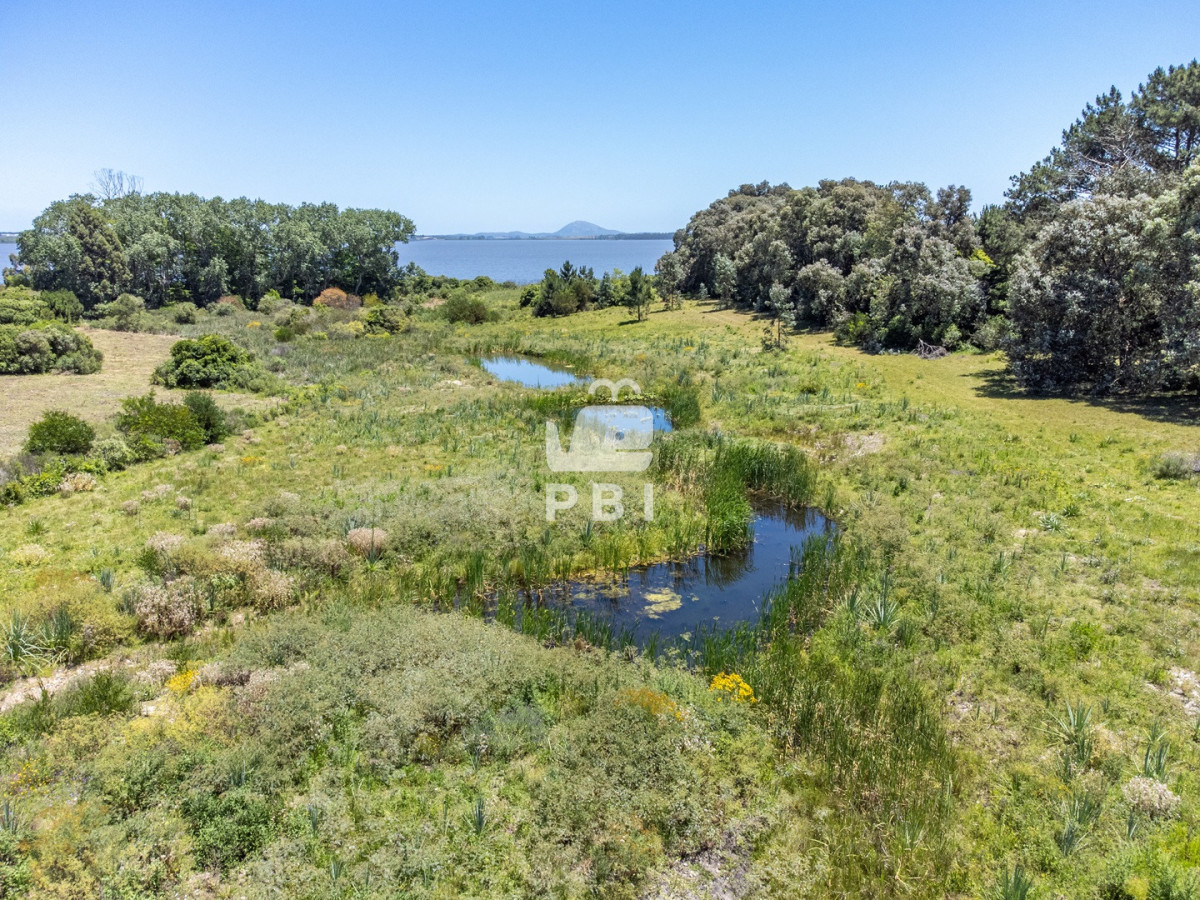 VmVudGEgZGUgQ2hhY3JhIGVuIExhZ3VuYSBkZWwgU2F1Y2UsIFB1bnRhIGRlbCBFc3RlIC0gUmVmIDogUEJJMjE1NQ==