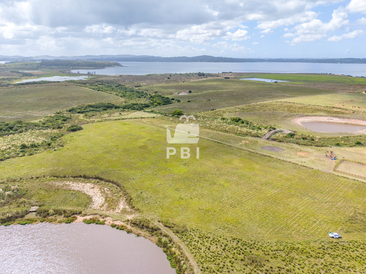 Q2hhY3JhIGVuIHZlbnRhIGVuIExhZ3VuYSBkZWwgU2F1Y2UgLSBSZWYgOiBQQkkxNTczMg==