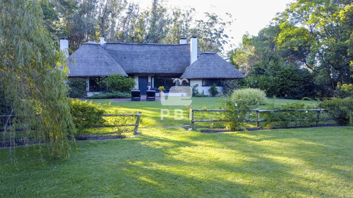 Q2hhY3JhIGVuIHZlbnRhIGVuIENhbWlubyBMdXNzaWNoLCBQdW50YSBCYWxsZW5hIC0gUmVmIDogUEJJMTU0NDk=