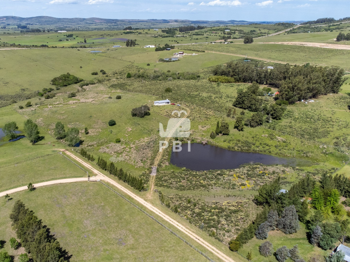 Q2hhY3JhIGRlIDUgSEEgY29uIGNhc2EgZGUgMiBkb3JtaXRvcmlvcyBjZXJjYSBkZSBQdWVibG8gRWRlbiAtIFJlZiA6IFBCSTE1Mzcx