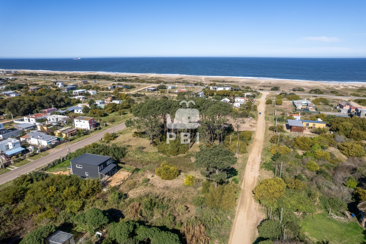 Venta de Terreno Balneario de Buenos Aires, Manantiales. - Ref : PBI13996