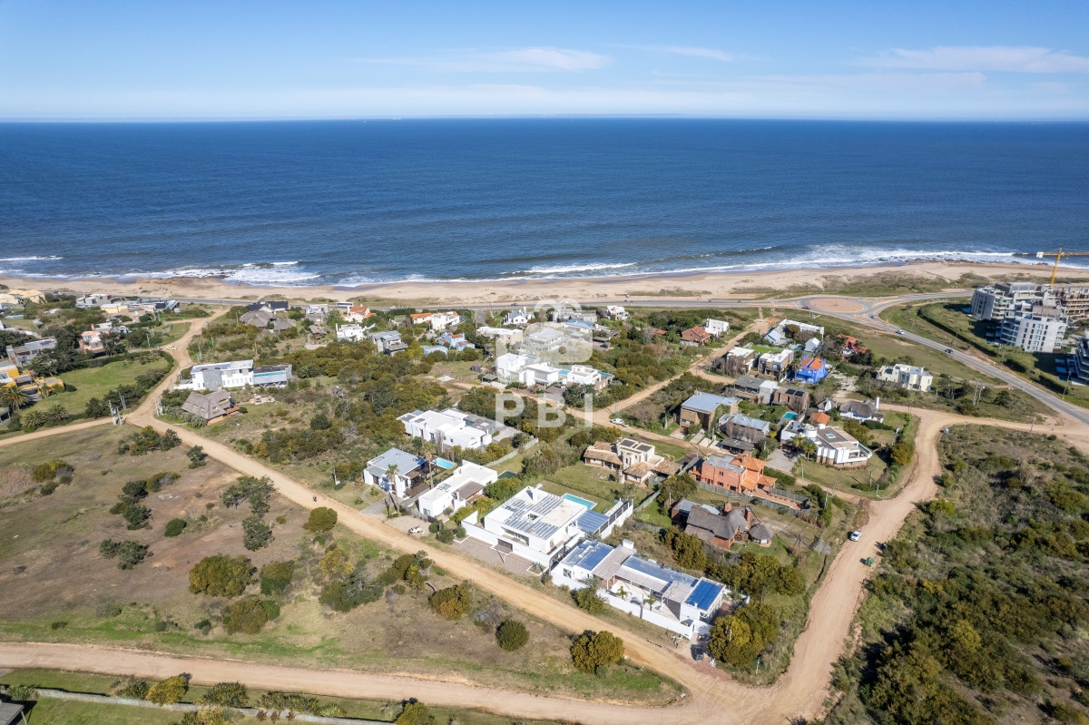 Venta de terreno en El Chorro, Manantiales. - Ref : PBI12386