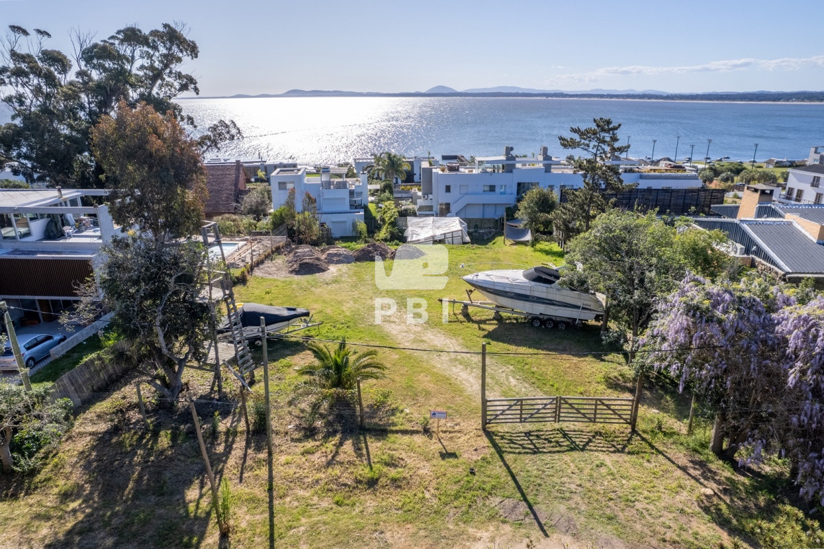 Lomo de la Ballena - GoPunta - Portal Inmobiliario de Punta del Este - Maldonado