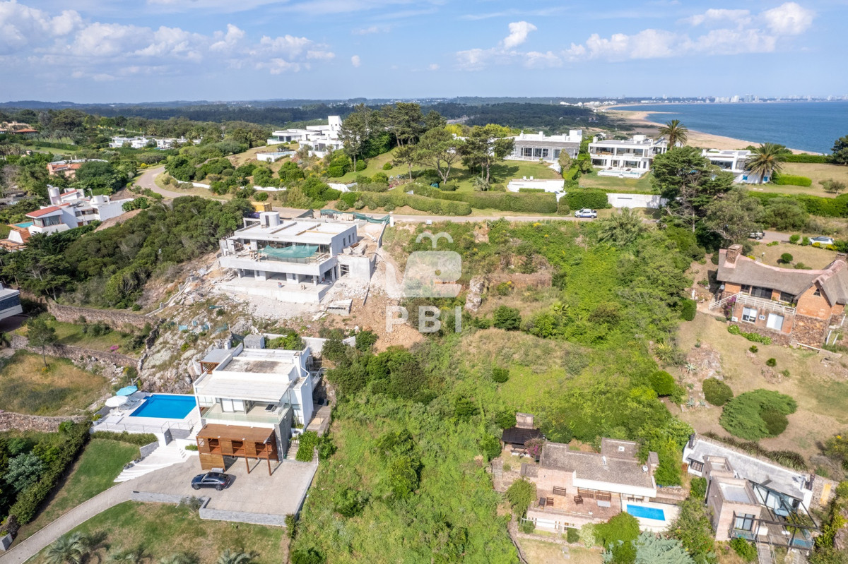 Lomo de la Ballena - GoPunta - Portal Inmobiliario de Punta del Este - Maldonado