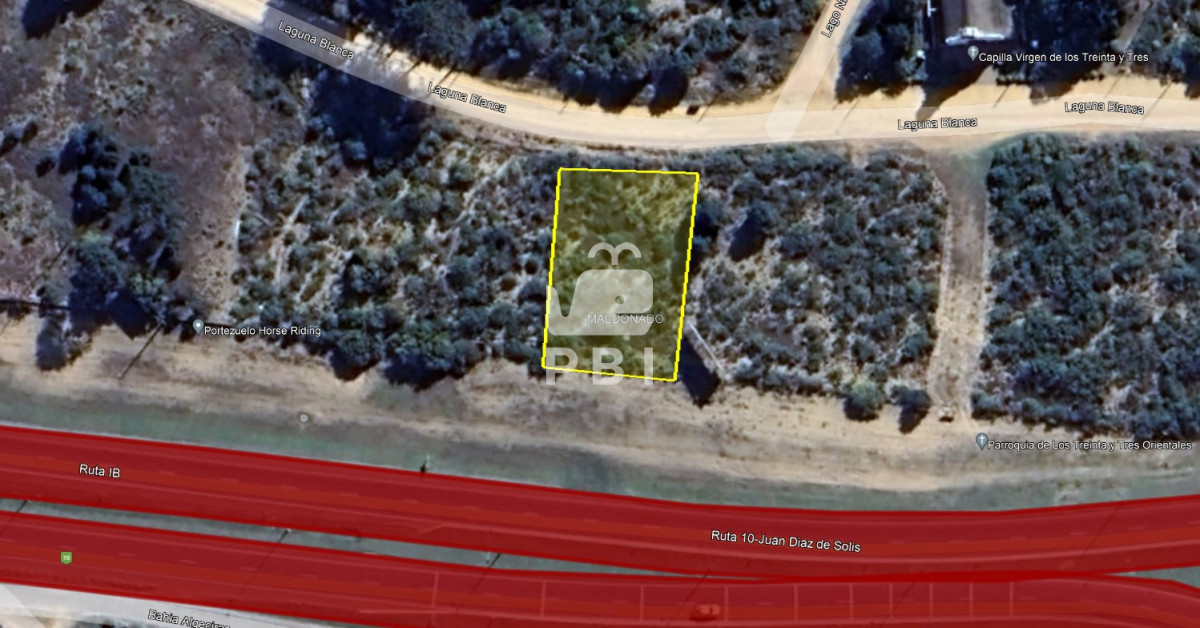 VGVycmVubyBlbiBDbHViIGRlbCBMYWdvLCBQdW50YSBCYWxsZW5hIC0gUmVmIDogUEJJMTMwNTg=