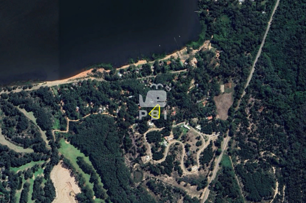 VGVycmVubyBlbiB2ZW50YSBlbiBMYWd1bmEgZGVsIFNhdWNlLCBQdW50YSBCYWxsZW5hIC0gUmVmIDogUEJJMjIwMw==