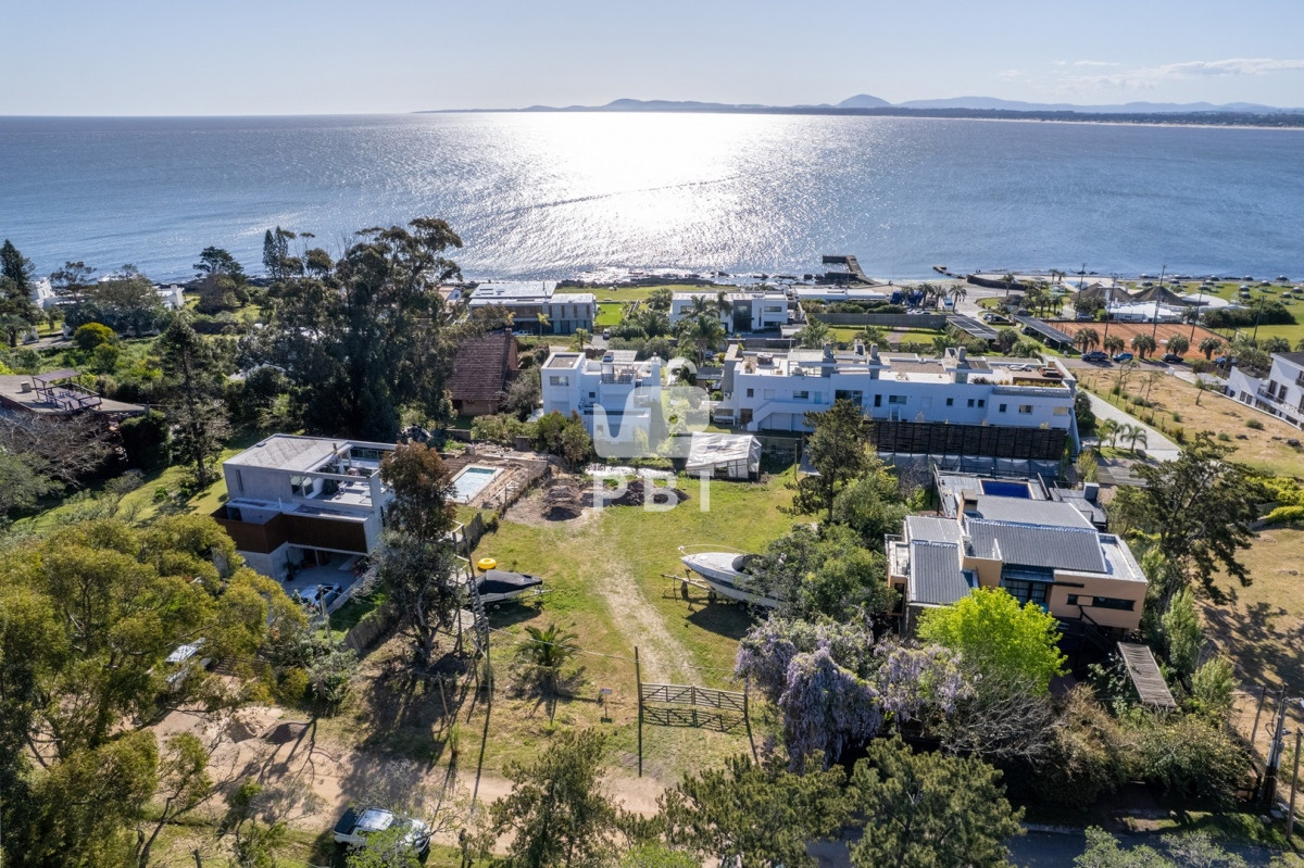 Lomo de la Ballena - GoPunta - Portal Inmobiliario de Punta del Este - Maldonado