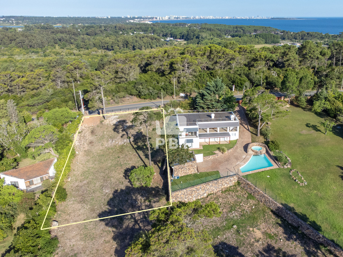 Lomo de la Ballena - GoPunta - Portal Inmobiliario de Punta del Este - Maldonado