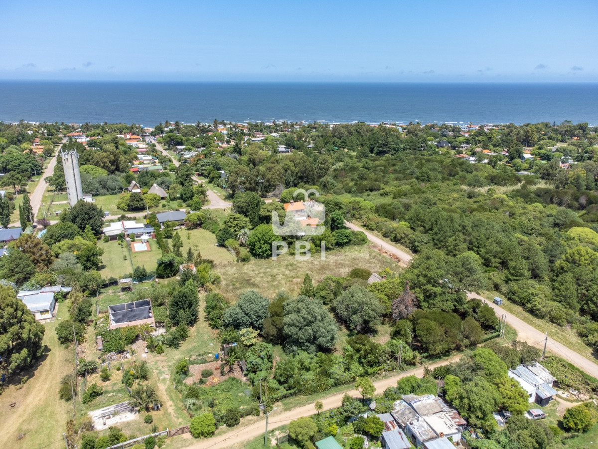 VGVycmVubyBlbiB2ZW50YSBlbiBMYXMgRmxvcmVzLCBQaXJpw6Fwb2xpcyAgLSBSZWYgOiBQQkkxNTY3Nw==