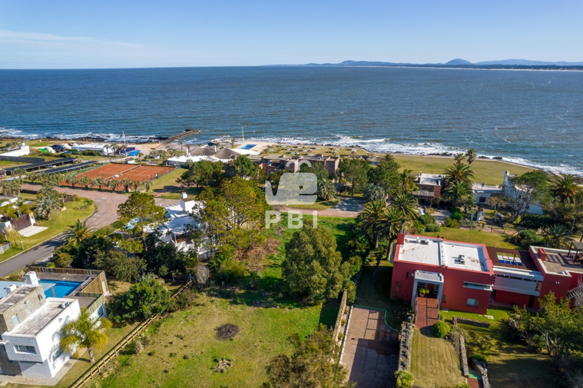 Lomo de la Ballena - GoPunta - Portal Inmobiliario de Punta del Este - Maldonado