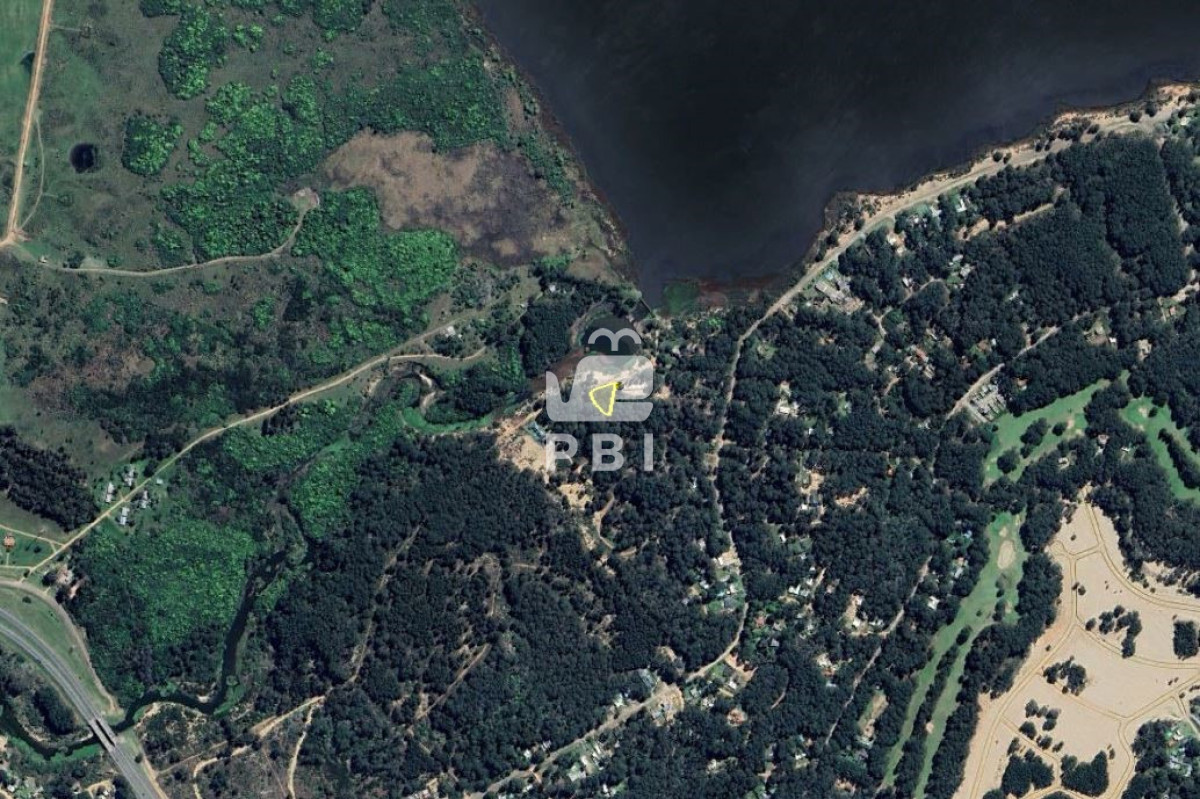 VGVycmVubyBlbiB2ZW50YSBlbiBDbHViIGRlbCBMYWdvLCBQdW50YSBCYWxsZW5hLiAtIFJlZiA6IFBCSTE1NjY3