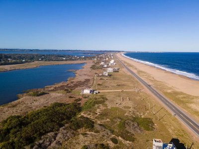 Venta en Oportunidad LOTE con vista  a la Laguna  - Ref : PBI12898