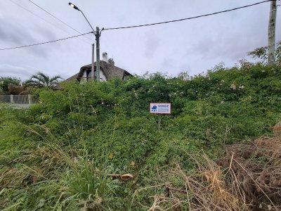 Lote en venta 300² Balneario  - Ref : PBI13479