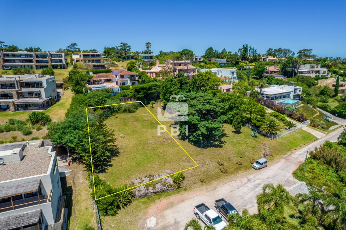 Lomo de la Ballena - GoPunta - Portal Inmobiliario de Punta del Este - Maldonado