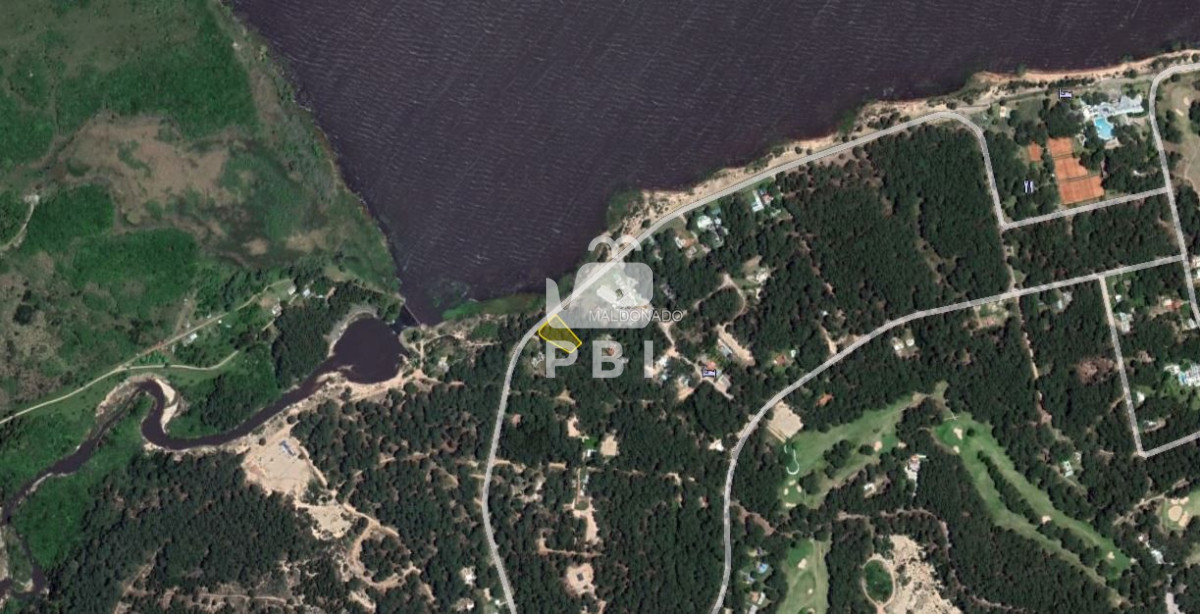 VGVycmVubyBlbiB2ZW50YSBDbHViIERlbCBMYWdvICAtIFJlZiA6IFBCSTE1NDc=