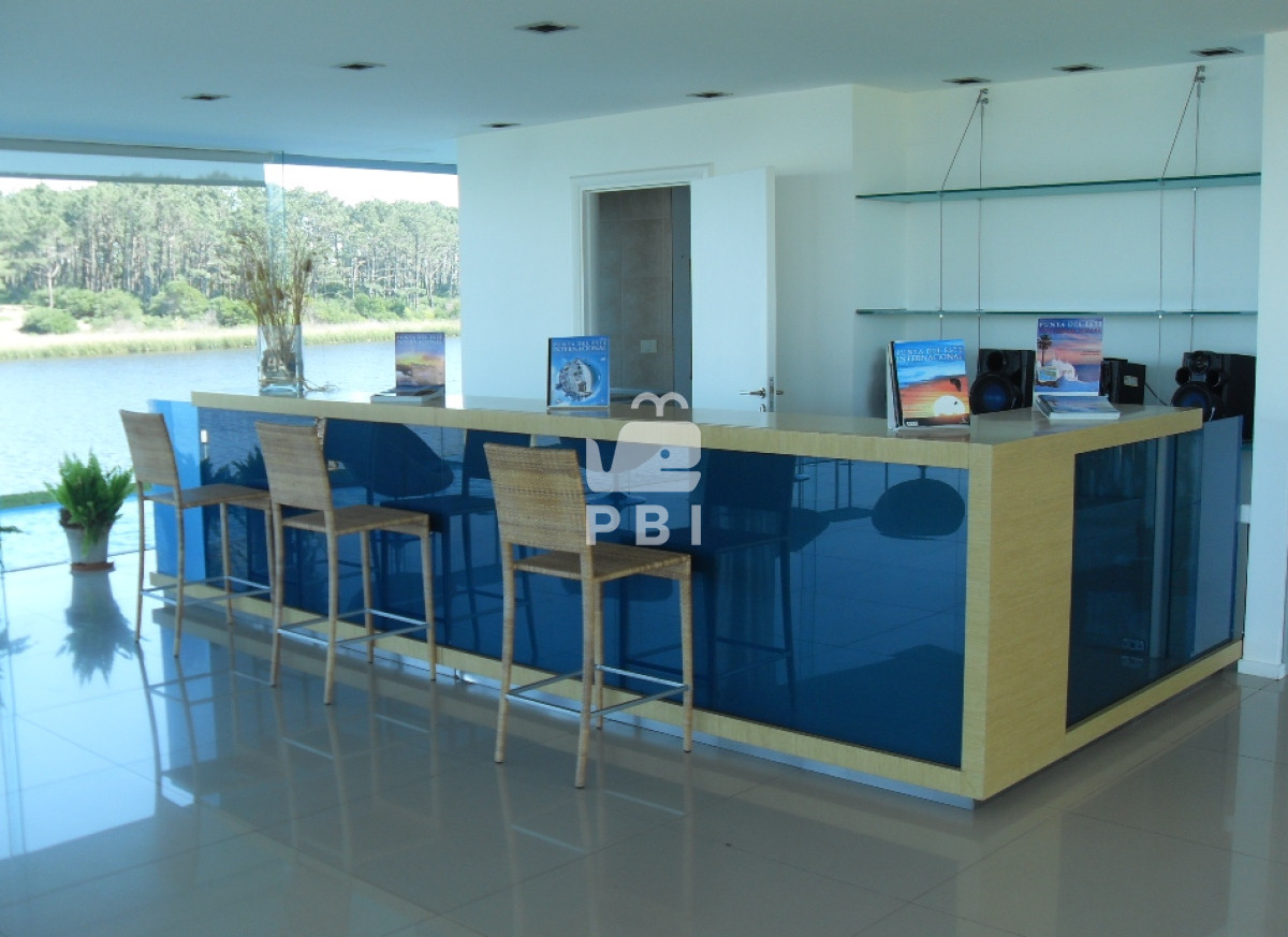 QXBhcnRhbWVudG8gZGUgMSBkb3JtaXRvcmlvIGZyZW50ZSBhIGxhIExhZ3VuYSBkZWwgRGlhcmlvLCBQdW50YSBkZWwgRXN0ZSAtIFRlcnJhemEgZGUgbGEgTGFndW5hIC0gUmVmIDogUEJJMTU0ODU=