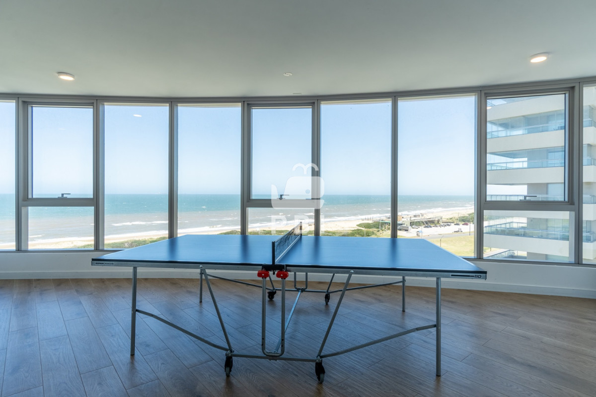 UmVzaWRlbmNpYSBQcmVtaXVtIGVuIGxhIEJyYXZhIGNvbiBWaXN0YXMgSW5pZ3VhbGFibGVzIC0gVHJ1bXAgVG93ZXIgLSBSZWYgOiBQQkkxNTQ3MQ==