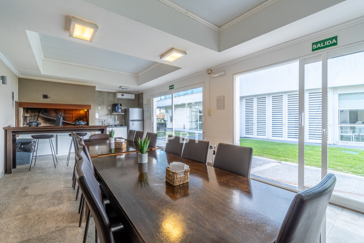 RXhjbHVzaXZvIGFwYXJ0YW1lbnRvIGRlIDMgZG9ybWl0b3Jpb3MgY29uIGRlcGVuZGVuY2lhIGVuIENhc2lubyBUb3dlciAtIENhc2lubyBUb3dlciAtIFJlZiA6IFBCSTE1NjI4