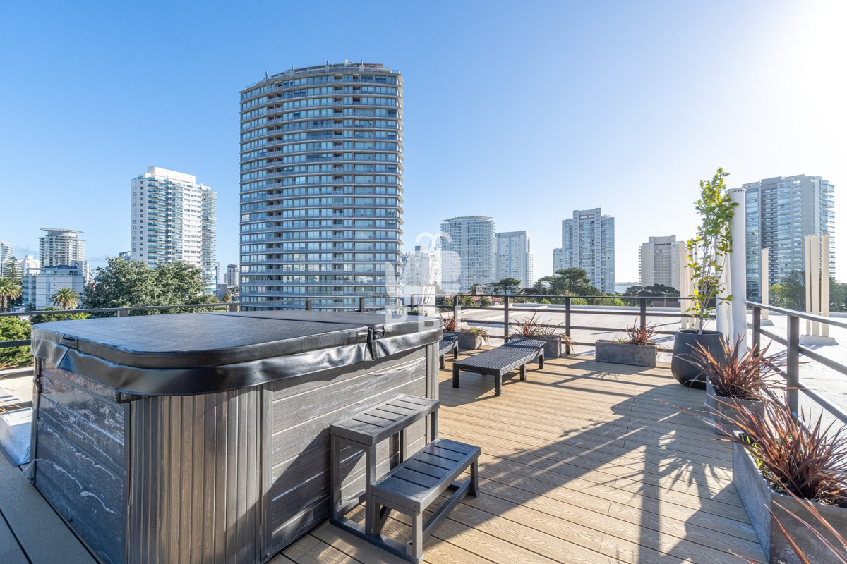 QXBhcnRhbWVudG8gZW4gdmVudGEgZW4gUGxheWEgTWFuc2EsIFB1bnRhIGRlbCBFc3RlLiAtIEdlbm92YSAtIFJlZiA6IFBCSTE0ODMy