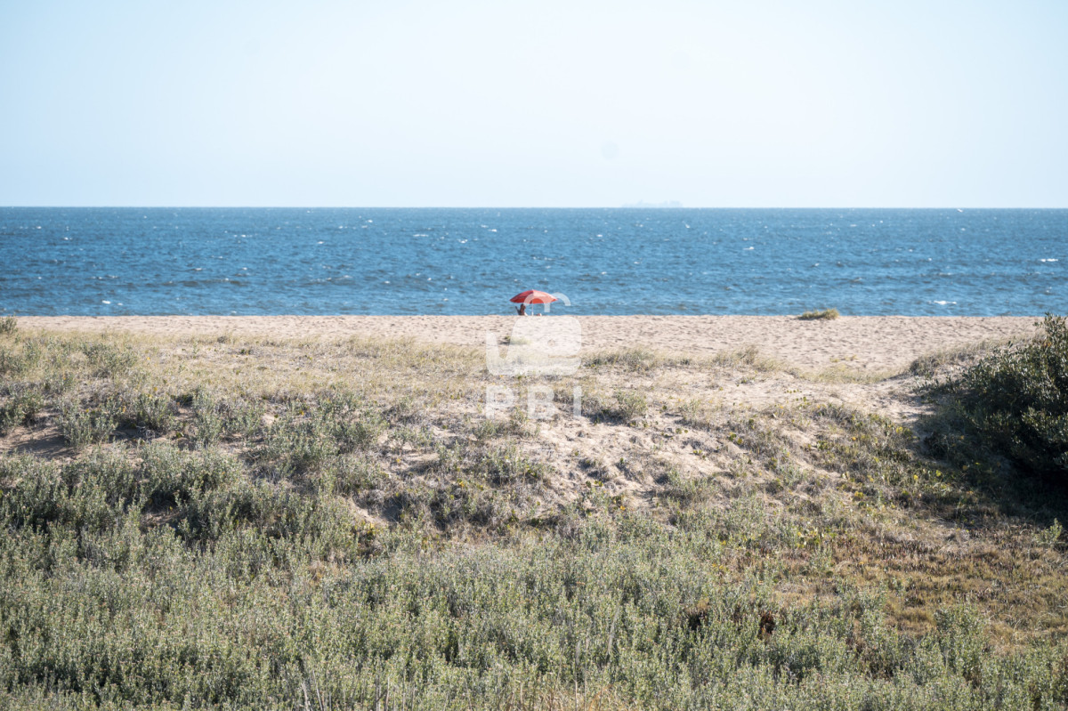 QXBhcnRhbWVudG8gZW4gTG9tbyBEZSBMYSBCYWxsZW5hICAyIGRvcm1pdG9yaW9zIC0gIFF1YXJ0aWVyIFB1bnRhIEJhbGxlbmEgLSBSZWYgOiBQQkk0Nw==