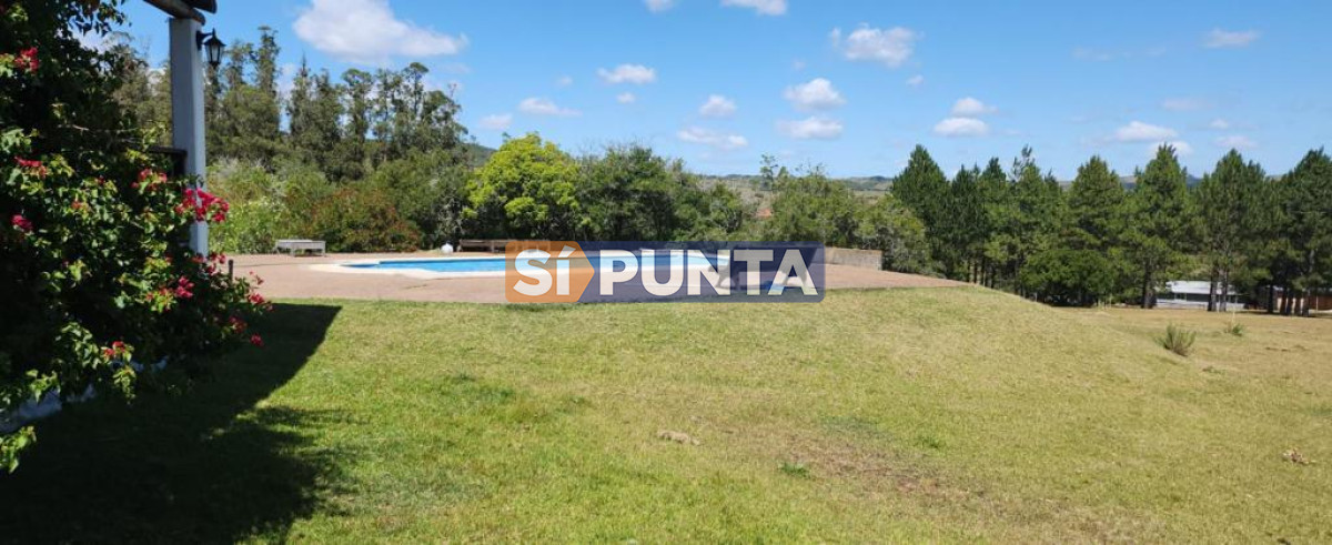 Chacra ID.9836 - MALDONADO EXCELENTE CHACRA DE 10 HAS CON CASA PRINCIPAL, DE SERVICIO Y DE HUESPEDES, PISCINA CLIMATIZADA