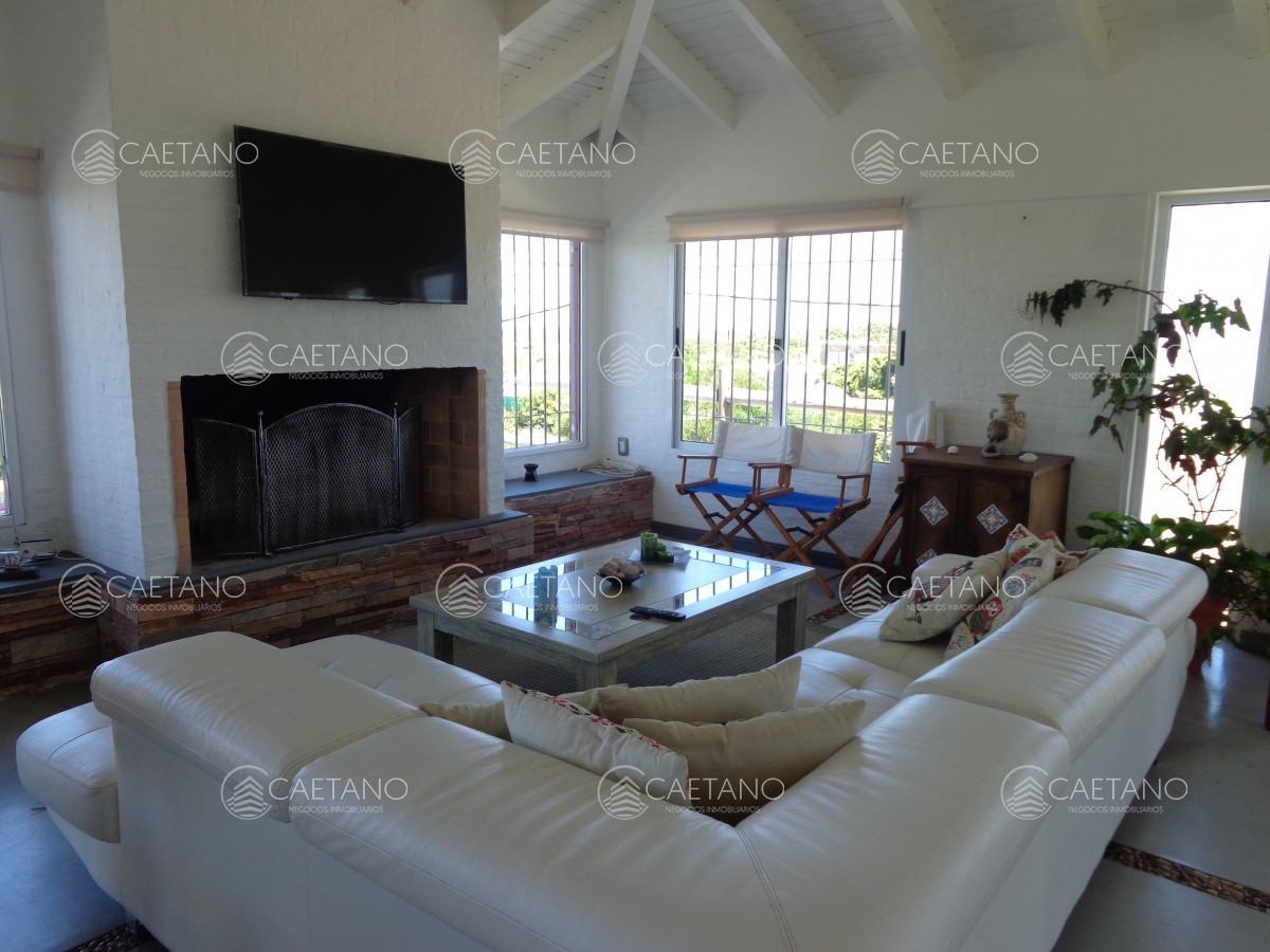 Casa en venta 3 dormitorios Balneario Buenos Aires - DMC10467C
