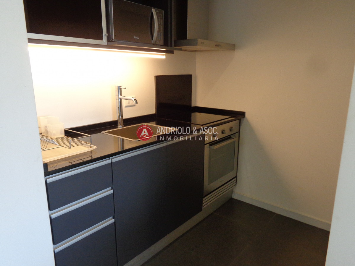 Apartamento ID.7183 - PUNTA DEL ESTE APARTAMENTO EN PENINSULA  2 DORMITORIOS Y 2 BAÑOS 