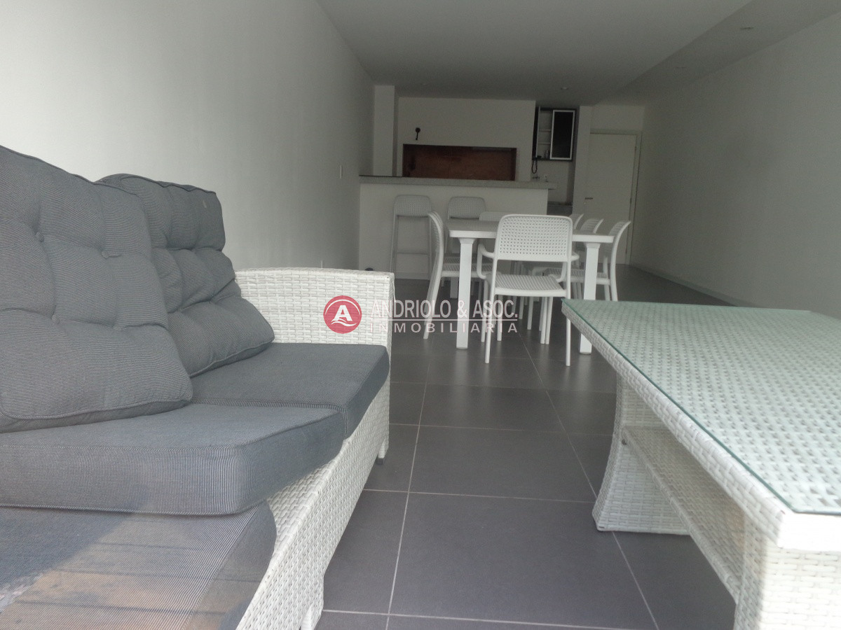 Apartamento ID.7183 - PUNTA DEL ESTE APARTAMENTO EN PENINSULA  2 DORMITORIOS Y 2 BAÑOS 