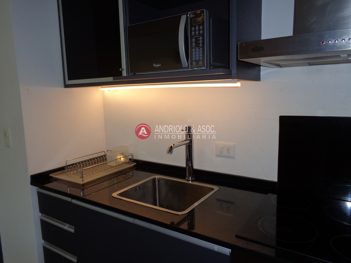Apartamento ID.7183 - PUNTA DEL ESTE APARTAMENTO EN PENINSULA  2 DORMITORIOS Y 2 BAÑOS 
