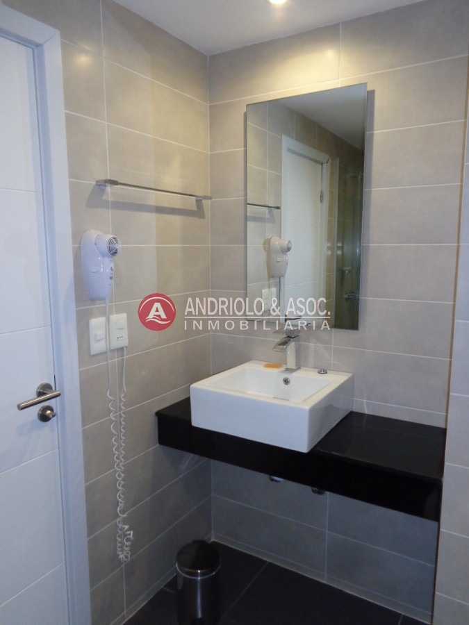 Apartamento ID.7183 - PUNTA DEL ESTE APARTAMENTO EN PENINSULA  2 DORMITORIOS Y 2 BAÑOS 