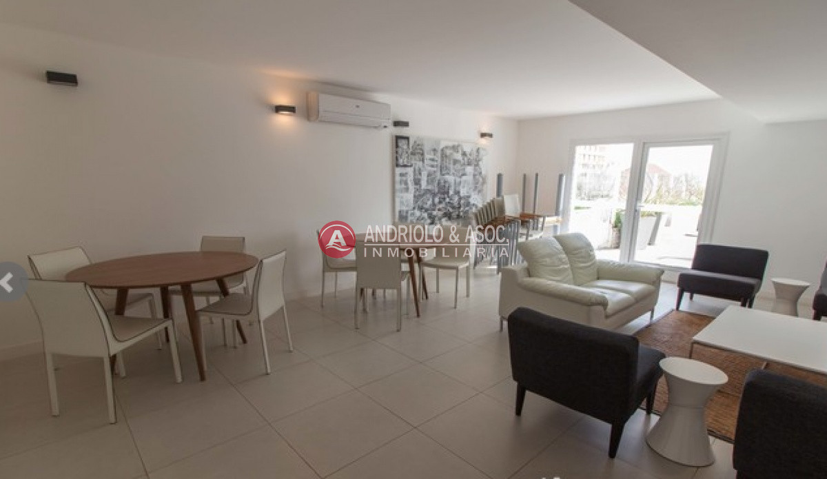 Apartamento ID.7181 - PUNTA DEL ESTE PENINSULA LUX TOWER 2 DORMITORIOS 2 GARAGE 