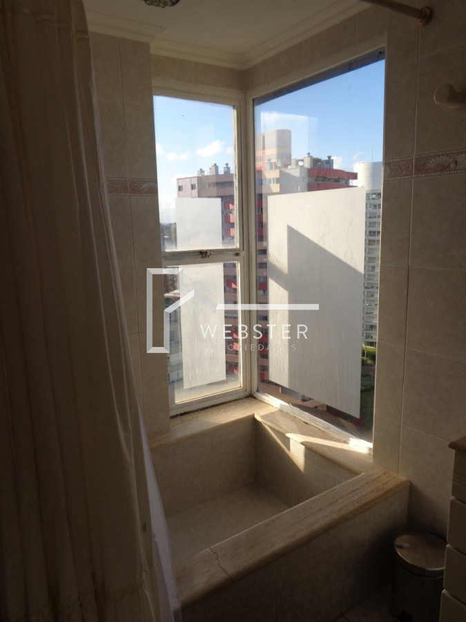 Apartamento ID.1659 - PUNTA DEL ESTE APARTAMENTO 2 DORMITORIOS EDIFICIO CON SERVICIOS