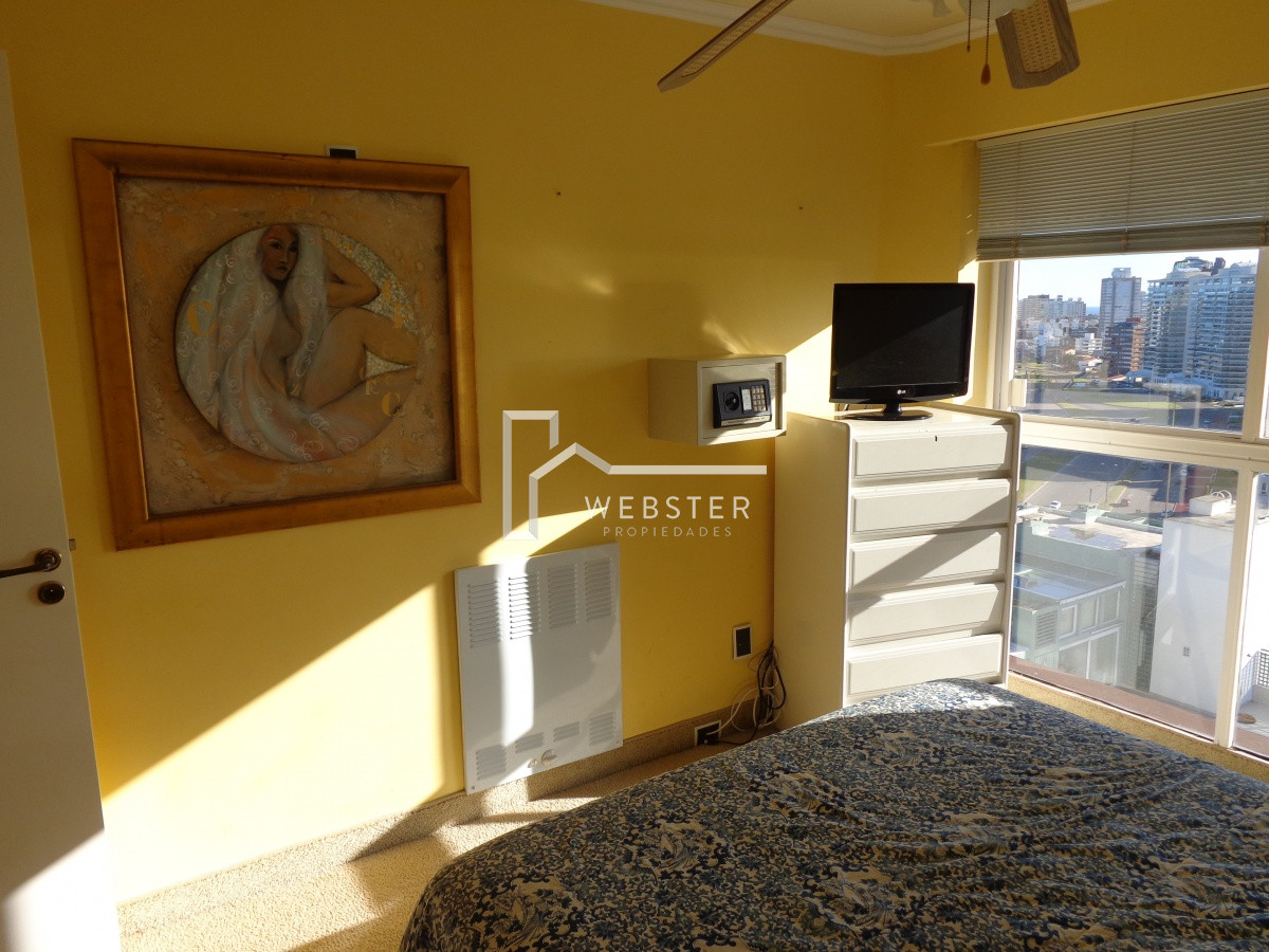 Apartamento ID.1659 - PUNTA DEL ESTE APARTAMENTO 2 DORMITORIOS EDIFICIO CON SERVICIOS