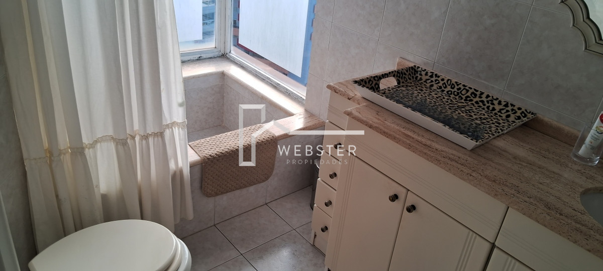 Apartamento ID.1659 - PUNTA DEL ESTE APARTAMENTO 2 DORMITORIOS EDIFICIO CON SERVICIOS