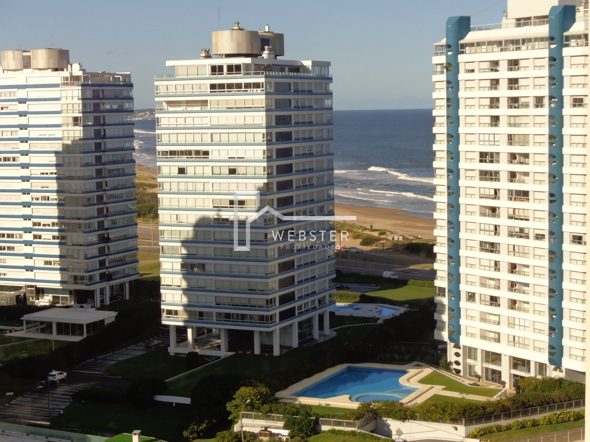Apartamento ID.1659 - PUNTA DEL ESTE APARTAMENTO 2 DORMITORIOS EDIFICIO CON SERVICIOS