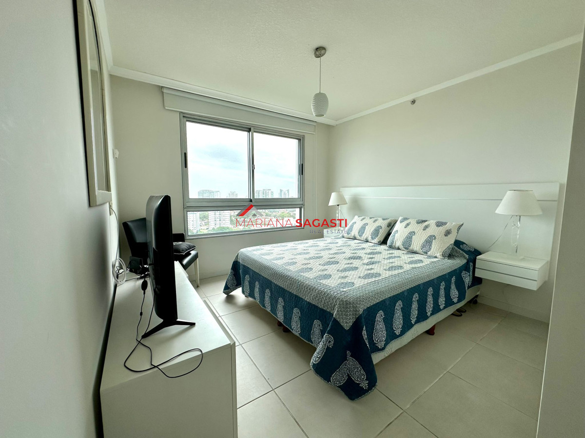 Apartamento ID.3817 - PUNTA DEL ESTE BRAVA OCEAN DRIVE 2 DORMITORIOS 
