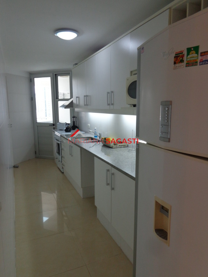 Apartamento ID.3605 - PUNTA DEL ESTE BRAVA 3 DORMITORIOS Y DEPENDENCIA 