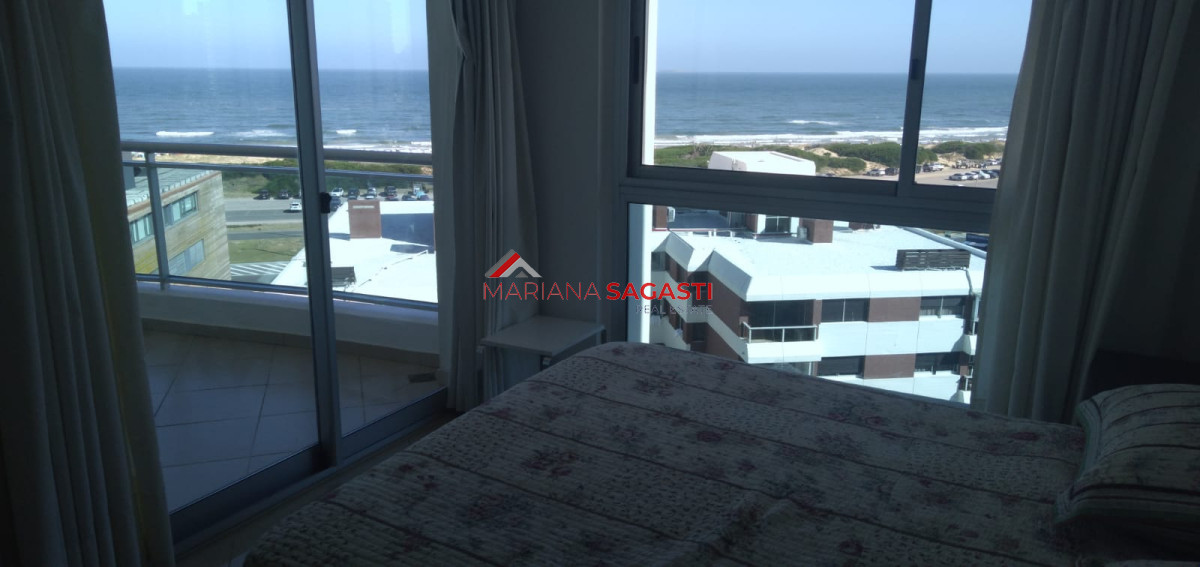 Apartamento ID.3605 - PUNTA DEL ESTE BRAVA 3 DORMITORIOS Y DEPENDENCIA 