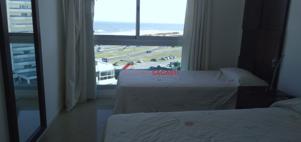 Apartamento ID.3605 - PUNTA DEL ESTE BRAVA 3 DORMITORIOS Y DEPENDENCIA 