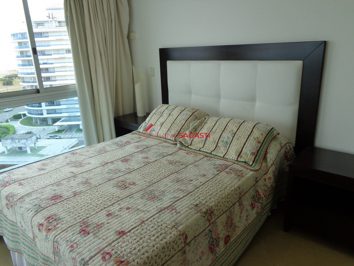 Apartamento ID.3605 - PUNTA DEL ESTE BRAVA 3 DORMITORIOS Y DEPENDENCIA 